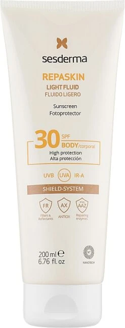 Fluide Solaire à L'extrait De Camélia Pour Corps